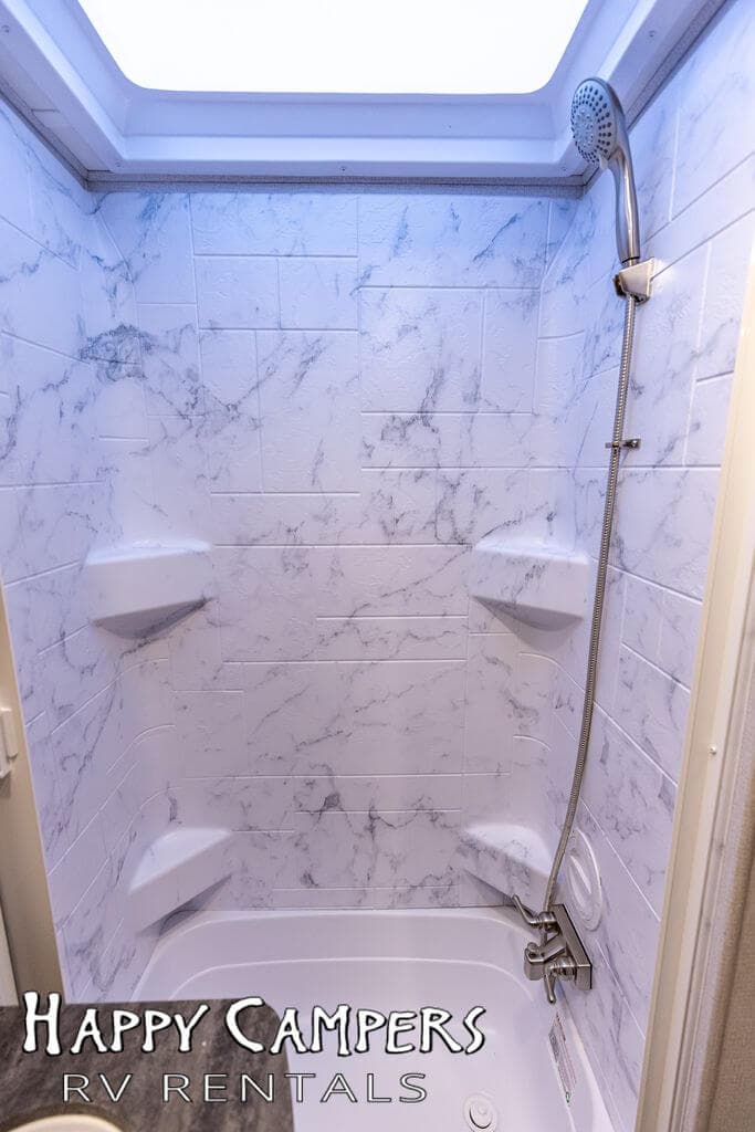 2022 Forest River Sunseeker 3250DS LE - Thumbnail 11