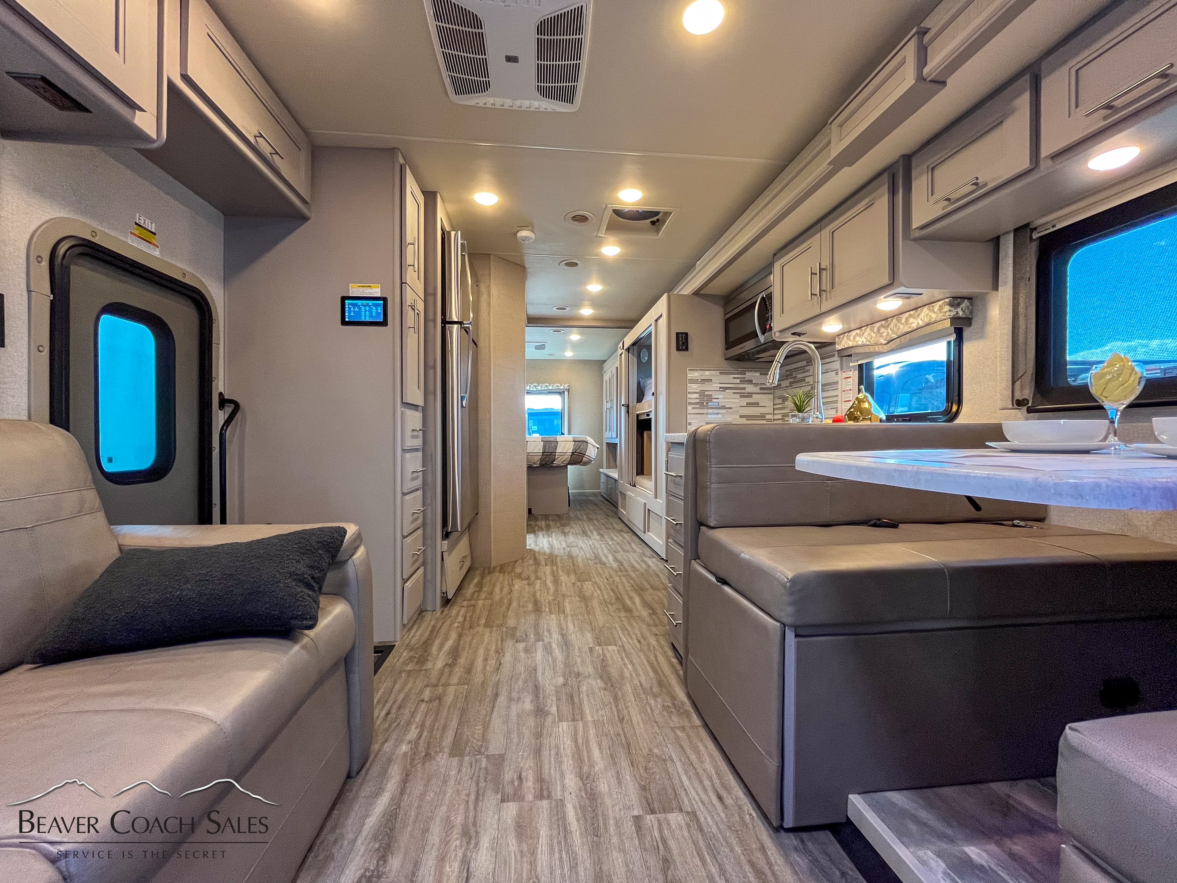 2023 Thor Omni RS36 - Thumbnail 6