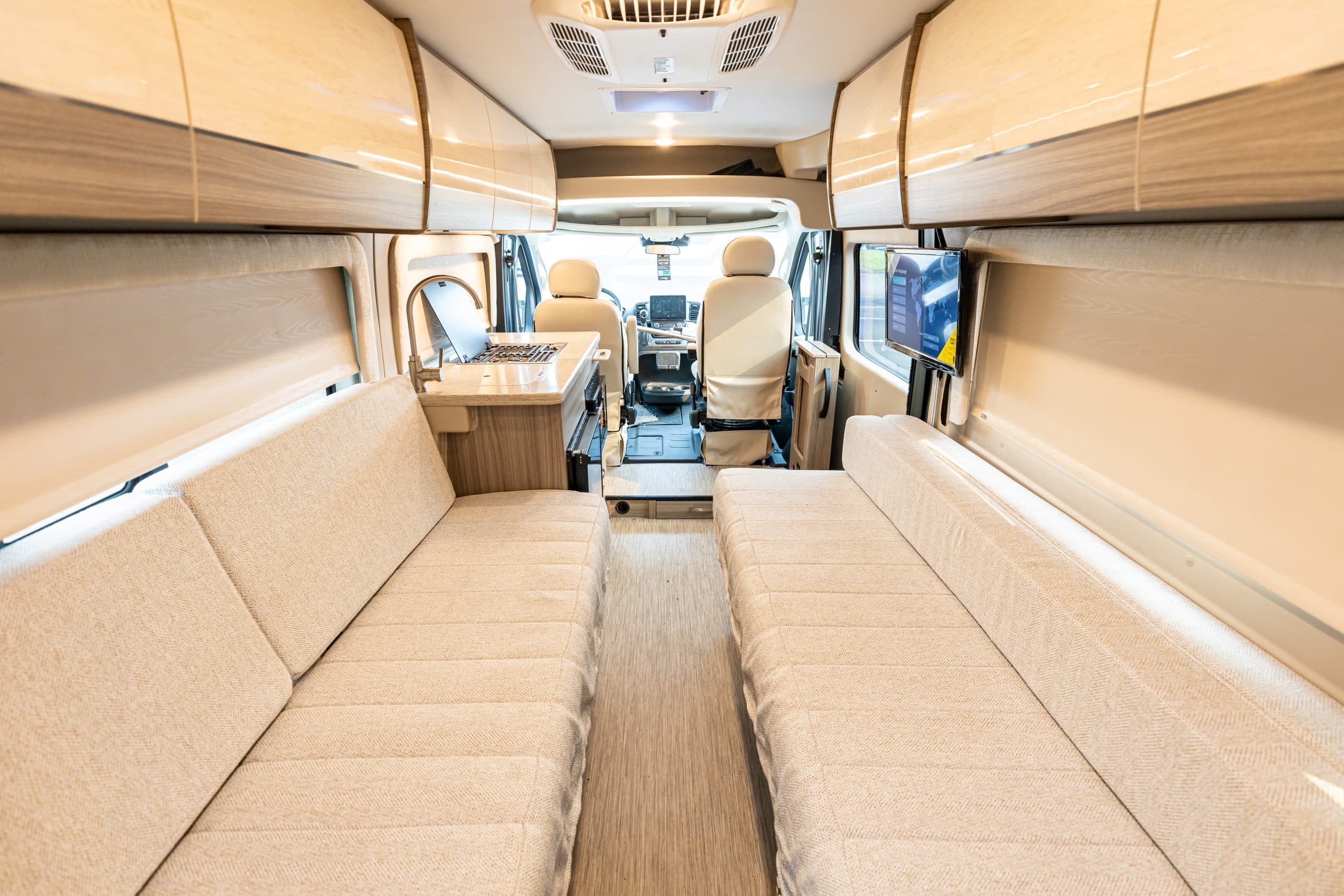 2024 Entegra Ethos 20T - Thumbnail 3