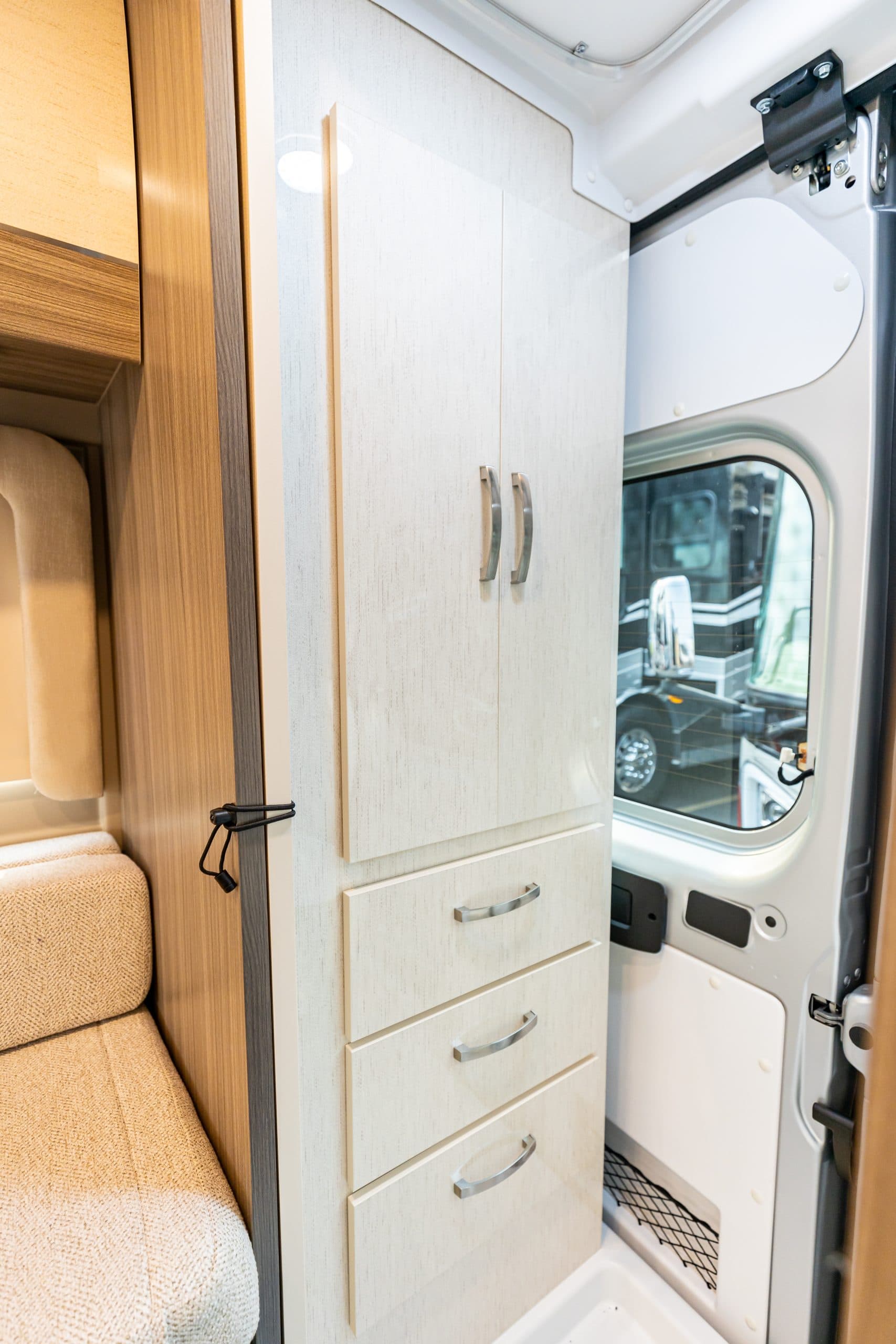 2024 Entegra Ethos 20T - Thumbnail 4