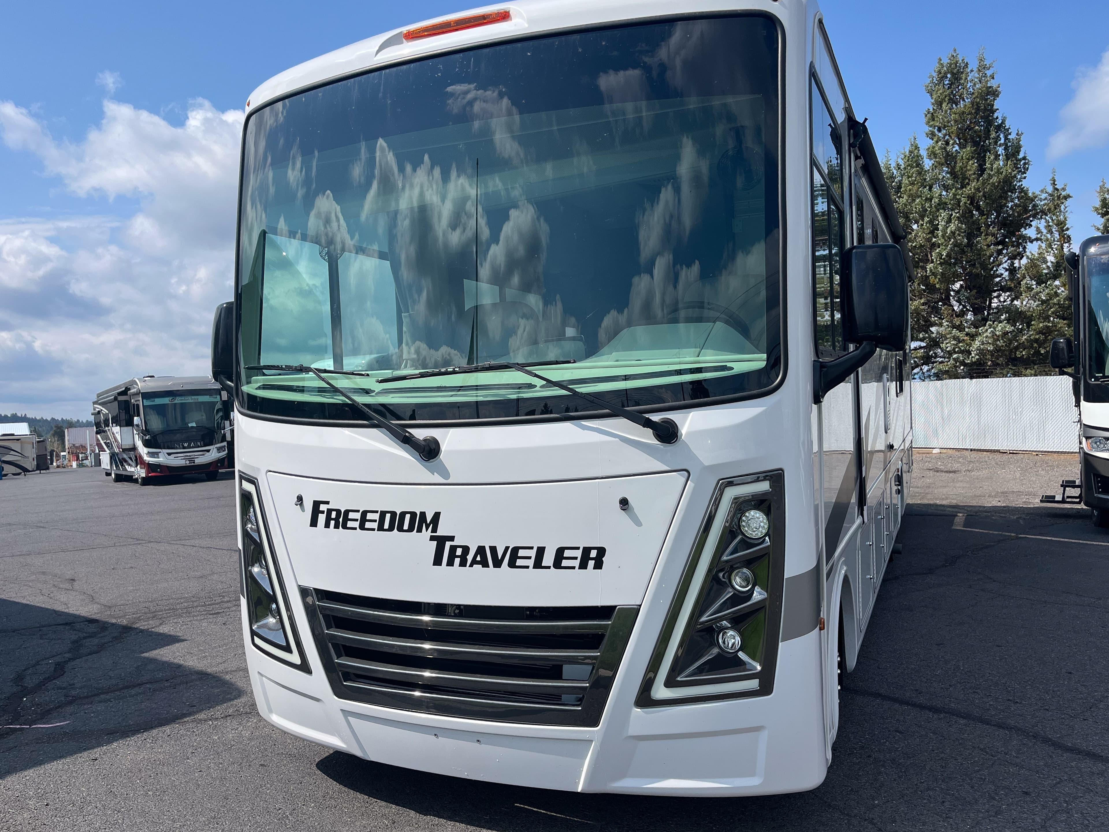 2025 Thor Freedom Traveler A32