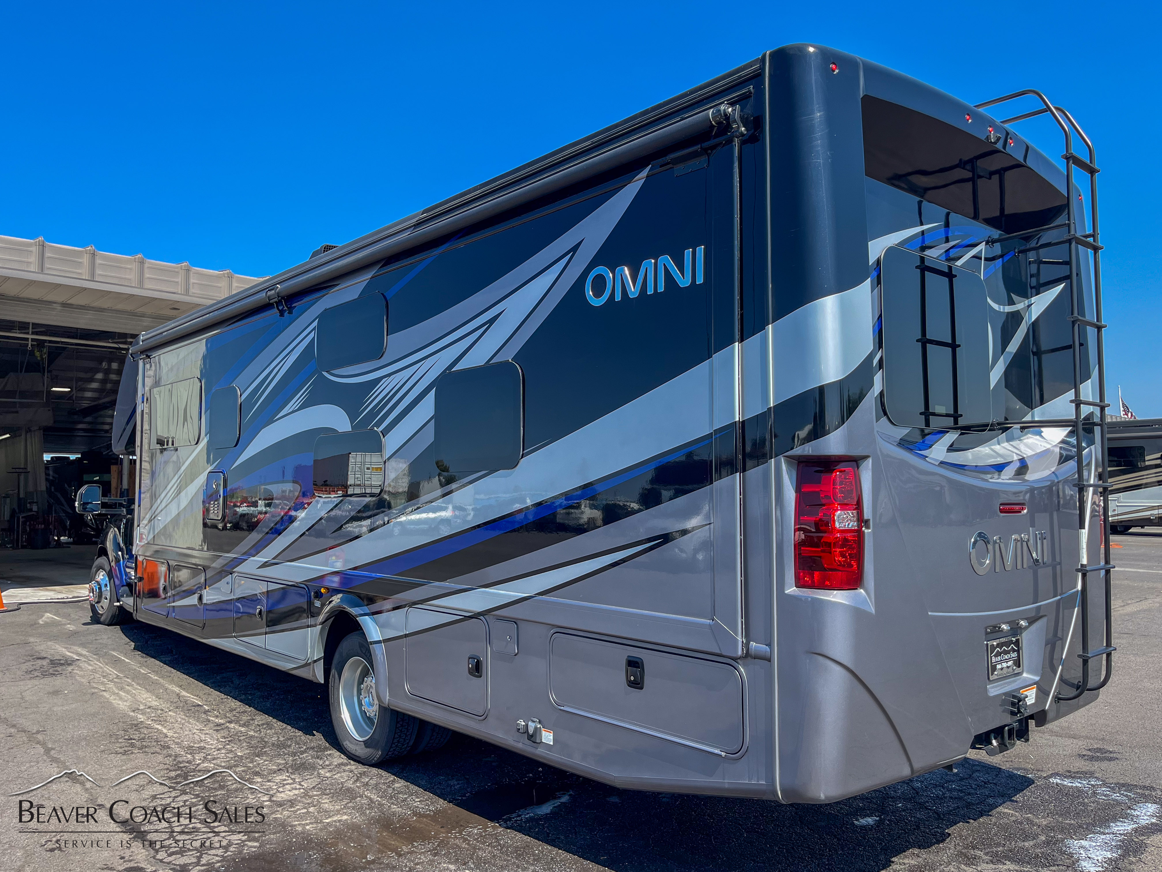 2023 Thor Omni Rs36 exterior photo